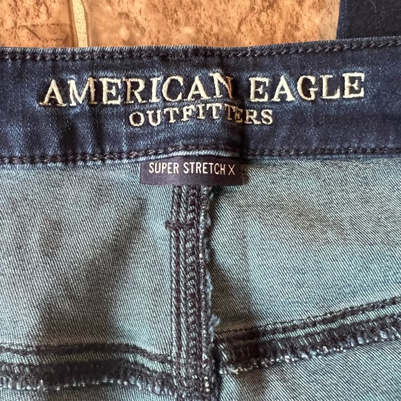 AE High Rise - Picture 4 of 4